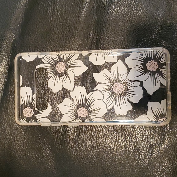 Samsung S10 plus phone cover by Kate Spade - Picture 3 of 3